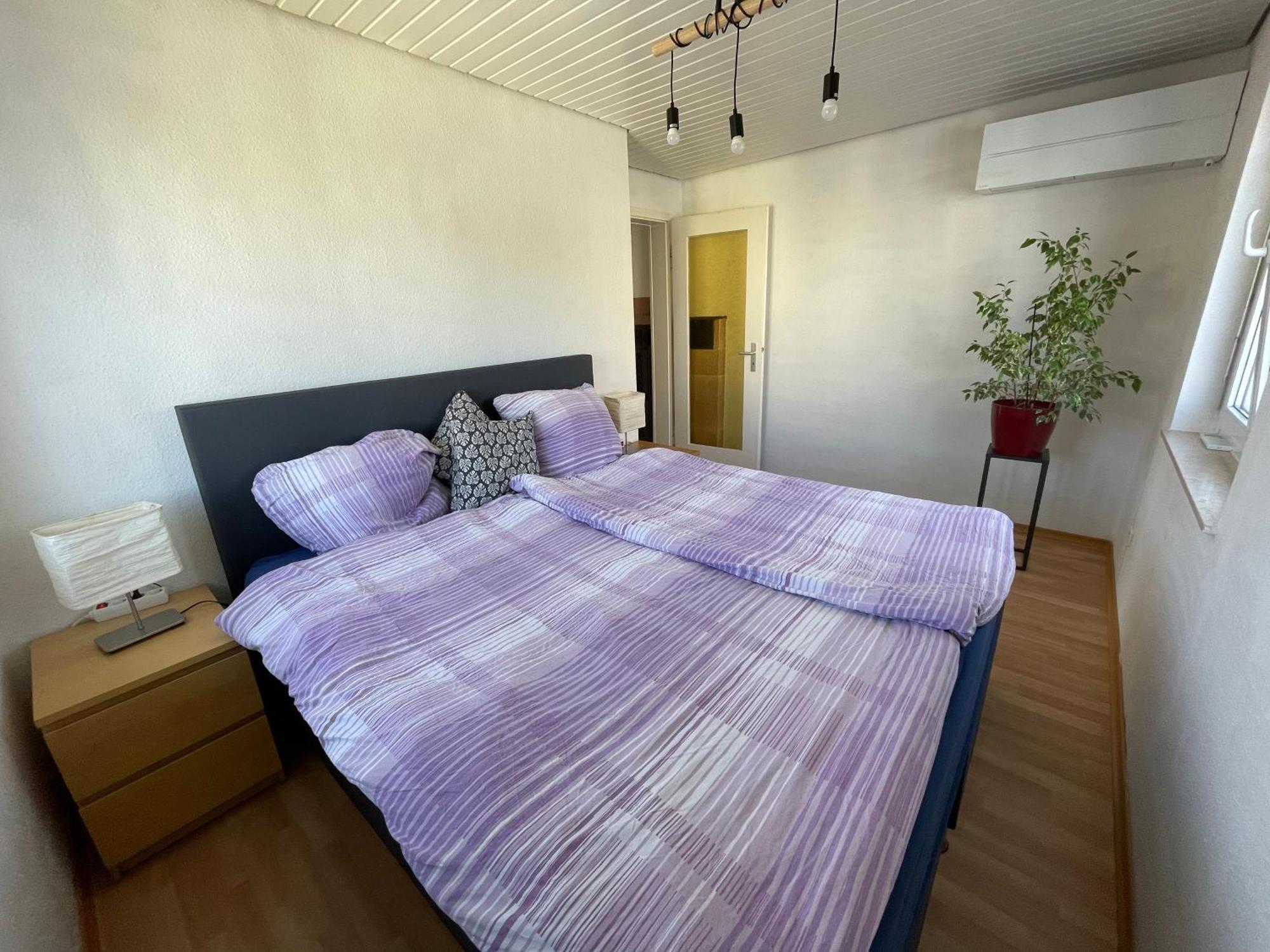 Sonnige 3 Zimmer Wohnung Mit Schoenem Balkon Im Gruenen Reutlingen Exterior photo